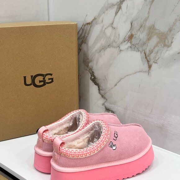 NWB Ugg Tazz Love '25 Tropical Pink - Picture 2 of 10